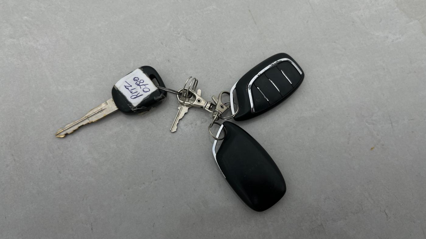2013 Maruti Ritz VXI, Petrol, Manual, 1,10,681 km, Key Close Up