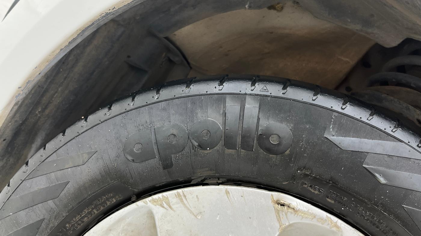 2013 Maruti Ritz VXI, Petrol, Manual, 1,10,681 km, Left Front Tyre Tread
