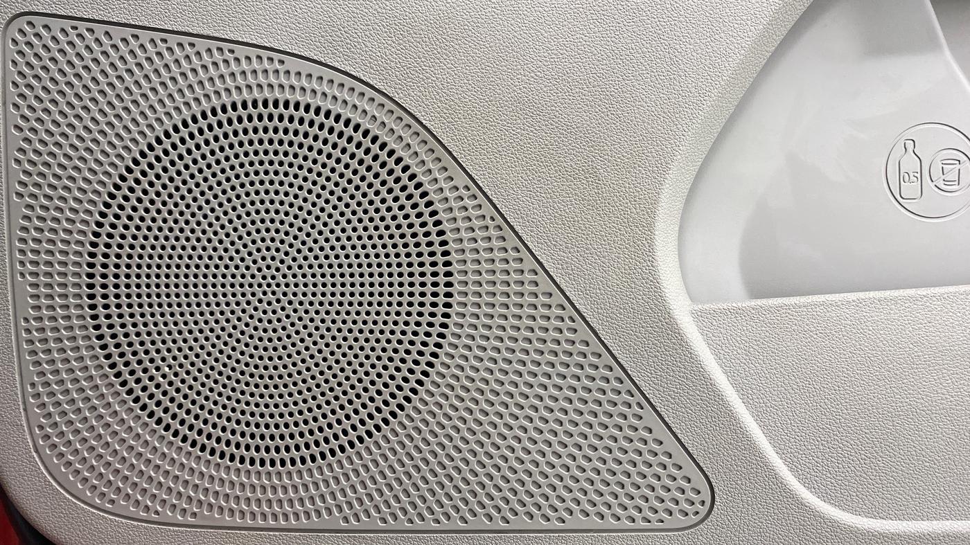 2019 Tata Tiago XTA 1.2 PETROL, Petrol, Automatic, 7,727 km, Speaker