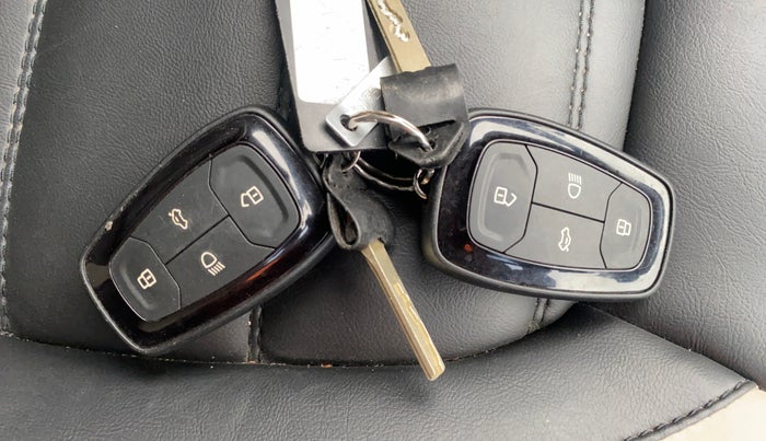 2023 Tata NEXON XZA PLUS SUNROOF PETROL, Petrol, Automatic, 6,087 km, Key Close Up