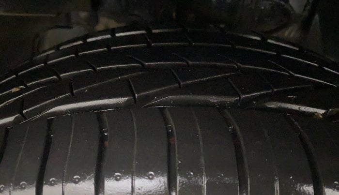 2023 Tata NEXON XZA PLUS SUNROOF PETROL, Petrol, Automatic, 6,087 km, Left Front Tyre Tread