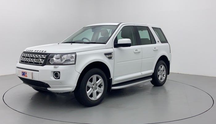 2014 Landrover Freelander 2 TD4 SE, Diesel, Automatic, 1,18,526 km, Left Front Diagonal (45- Degree) View