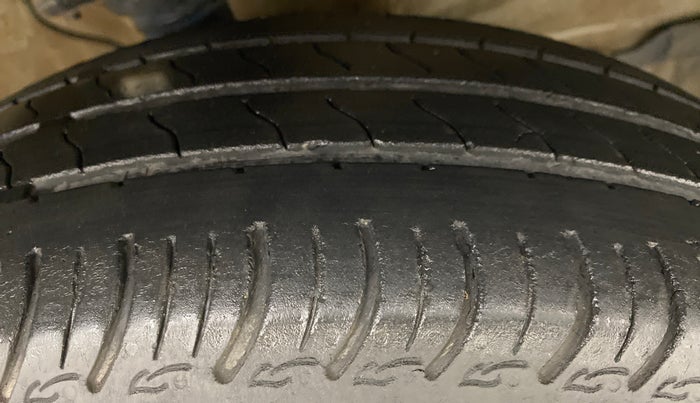 2020 Maruti S PRESSO VXI+, Petrol, Manual, 74,094 km, Right Front Tyre Tread