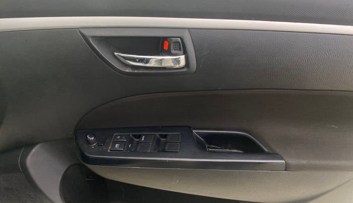 2016 Maruti Swift VXI, Petrol, Manual, 51,772 km, Driver Side Door Panels Control