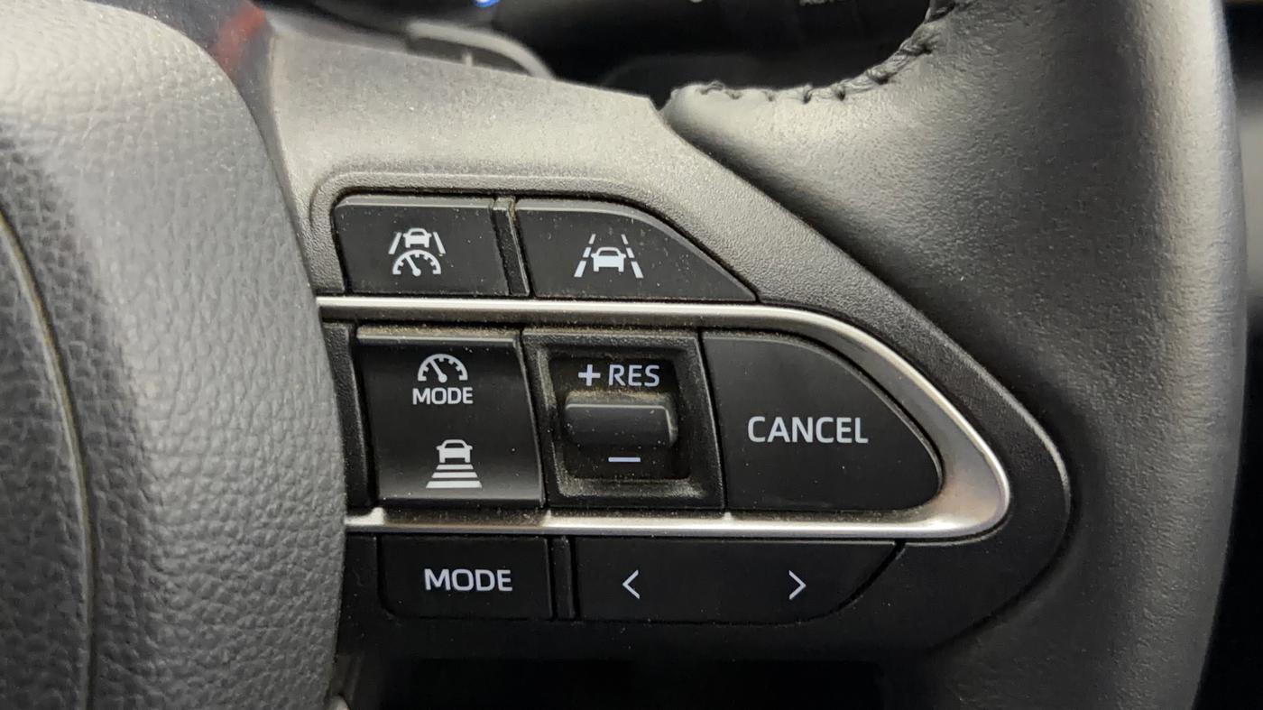 2024 Toyota INNOVA HYCROSS ZX HYBRID 7 STR, Hybrid, Automatic, 29,382 km, Adaptive Cruise Control