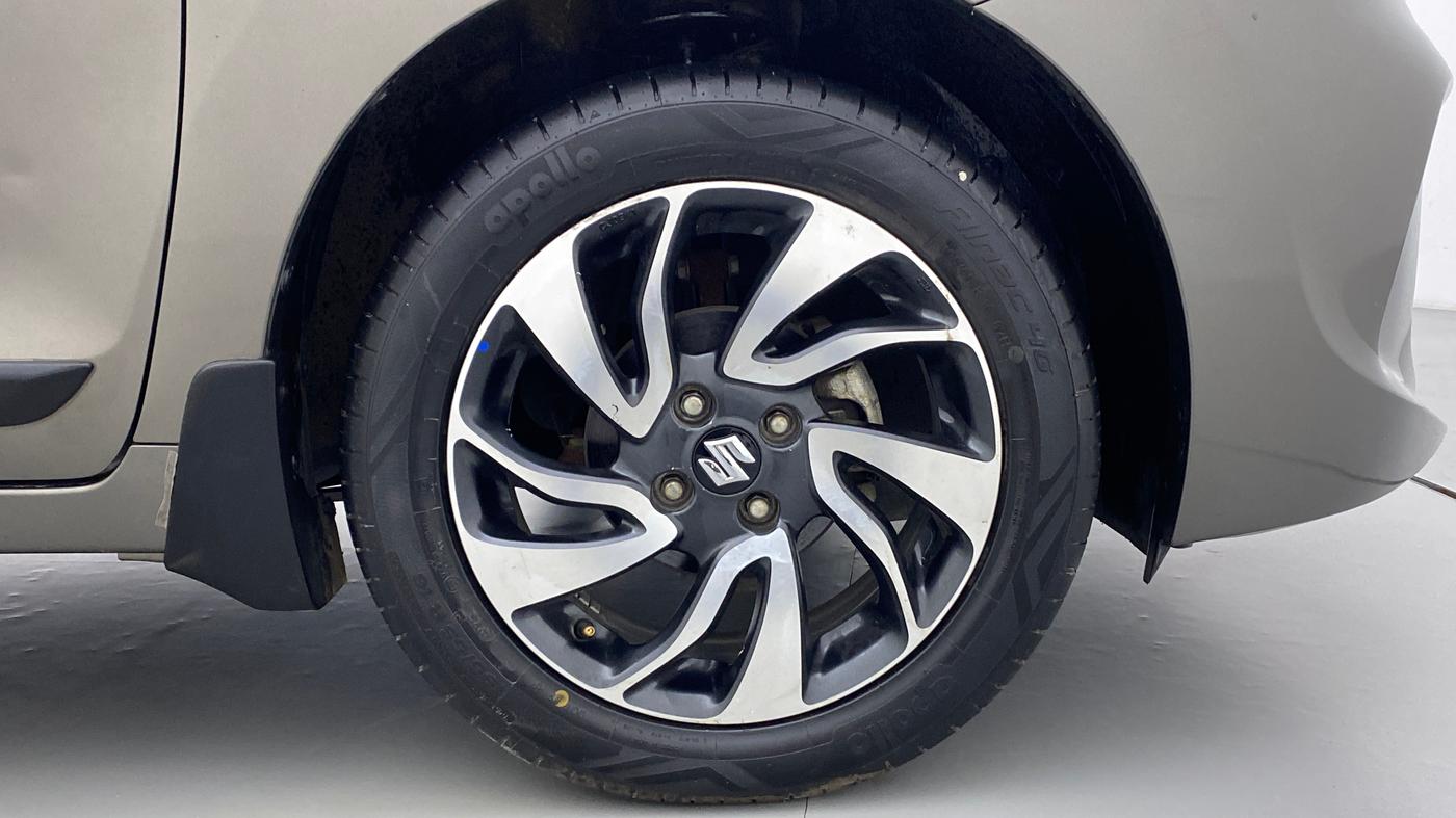 2020 Maruti Baleno ZETA PETROL 1.2, Petrol, Manual, 13,624 km, Right Front Wheel