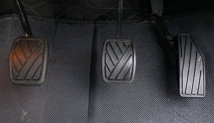 2020 Maruti Baleno ZETA PETROL 1.2, Petrol, Manual, 13,624 km, Pedals