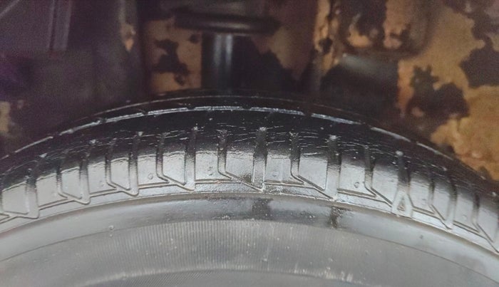 2018 Tata Tiago XT PETROL, Petrol, Manual, 64,109 km, Right Rear Tyre Tread