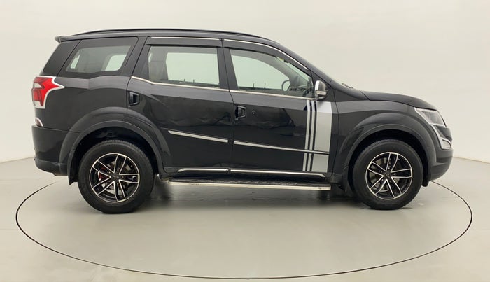 2019 Mahindra XUV500 W7 AT, Diesel, Automatic, 36,879 km, Right Side View