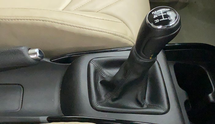 2022 Toyota Glanza S, Petrol, Manual, 27,959 km, Gear Lever