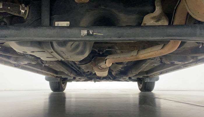 2022 Mahindra XUV300 W8 (O) 1.2 PETROL AMT, Petrol, Automatic, 31,369 km, Rear Underbody
