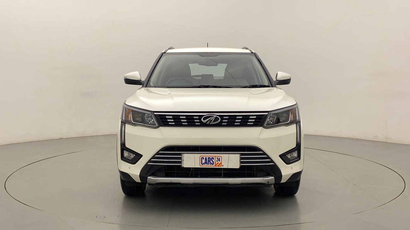 2022 Mahindra XUV300 W8 (O) 1.2 PETROL AMT, Petrol, Automatic, 31,369 km, Front