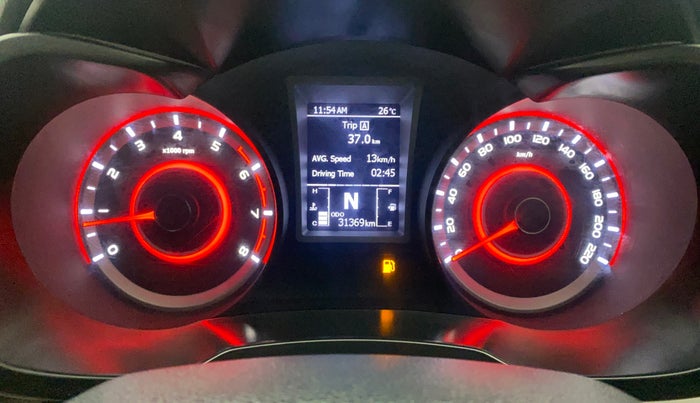2022 Mahindra XUV300 W8 (O) 1.2 PETROL AMT, Petrol, Automatic, 31,369 km, Odometer Image