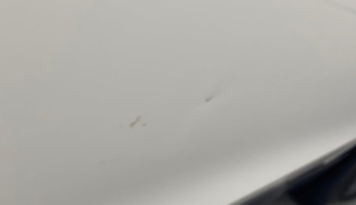 2022 Mahindra XUV300 W8 (O) 1.2 PETROL AMT, Petrol, Automatic, 31,369 km, Driver-side door - Slightly dented