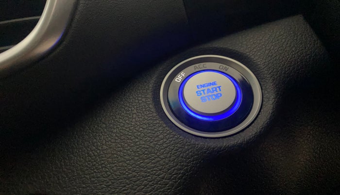 2020 Hyundai Tucson GLS 2WD AT PETROL, Petrol, Automatic, 28,663 km, Keyless Start/ Stop Button