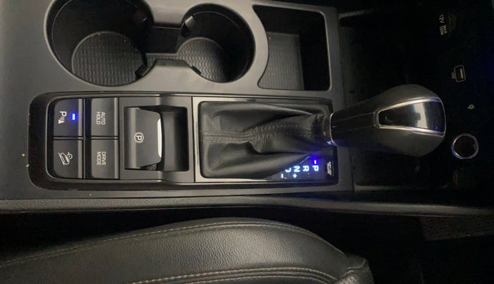 2020 Hyundai Tucson GLS 2WD AT PETROL, Petrol, Automatic, 28,663 km, Gear Lever