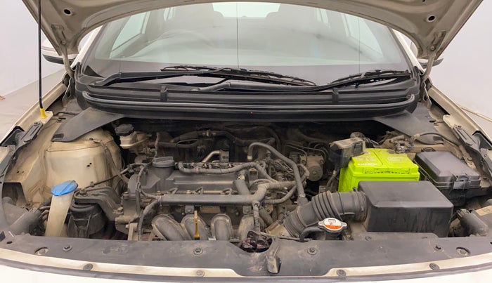 2019 Hyundai i20 Active 1.2 S, Petrol, Manual, 1,35,263 km, Engine View