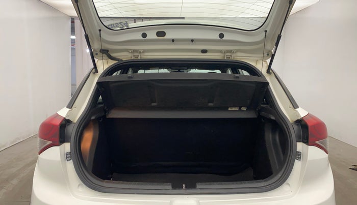 2019 Hyundai i20 Active 1.2 S, Petrol, Manual, 1,35,263 km, Boot Inside