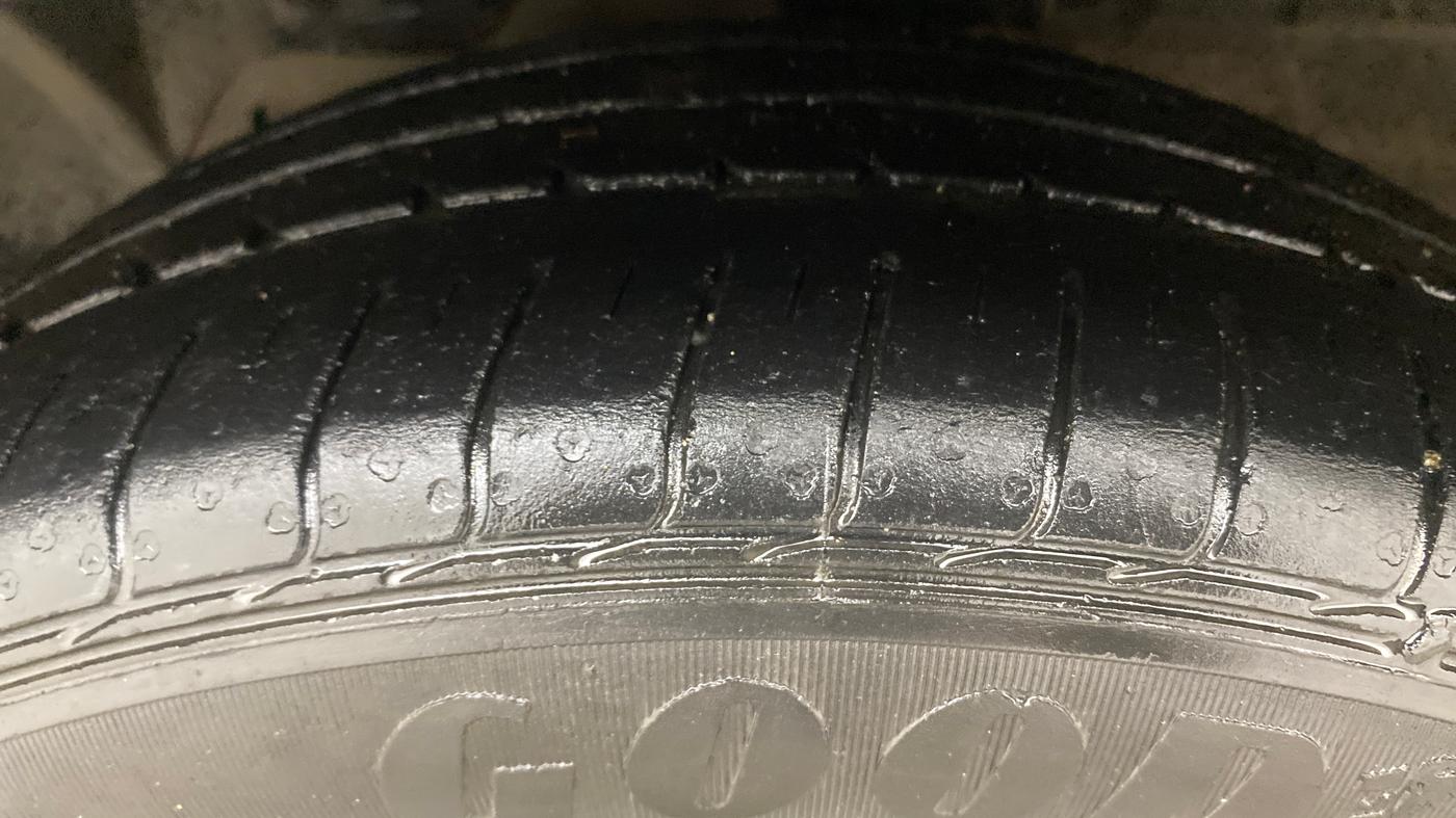 2021 Ford FREESTYLE TITANIUM 1.2 PETROL, Petrol, Manual, 50,456 km, Left Front Tyre Tread