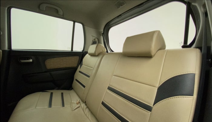 2017 Maruti Wagon R 1.0 VXI, Petrol, Manual, 42,002 km, Right Side Rear Door Cabin