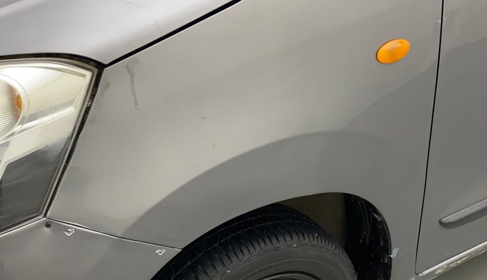2017 Maruti Wagon R 1.0 VXI, Petrol, Manual, 42,002 km, Left fender - Minor scratches