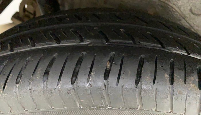 2017 Maruti Wagon R 1.0 VXI, Petrol, Manual, 42,002 km, Right Rear Tyre Tread