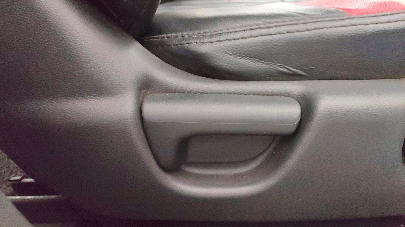 2019 Honda WR-V 1.2L I-VTEC VX MT, CNG, Manual, 44,915 km, Driver Side Adjustment Panel