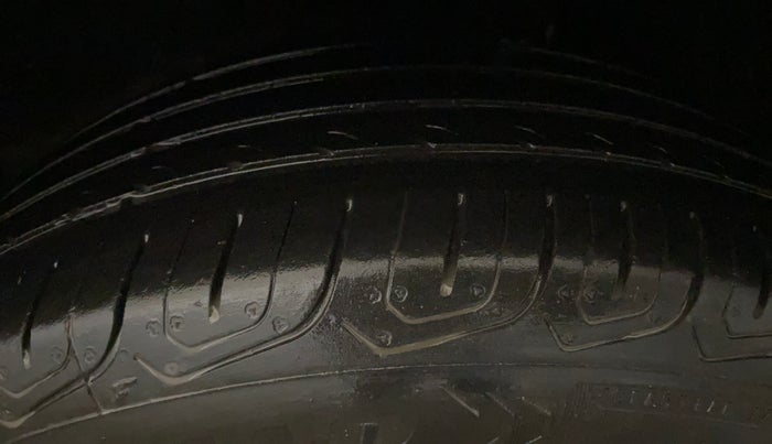 2020 Ford Ecosport TITANIUM 1.5L PETROL, Petrol, Manual, 89,610 km, Left Rear Tyre Tread