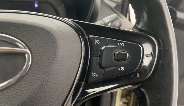 2022 Tata NEXON XZ PLUS (PREMIUM) KAZIRANGA PETROL, Petrol, Manual, 60,449 km, Adaptive Cruise Control