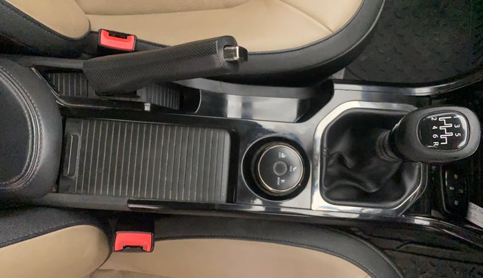 2022 Tata NEXON XZ PLUS (PREMIUM) KAZIRANGA PETROL, Petrol, Manual, 60,449 km, Gear Lever