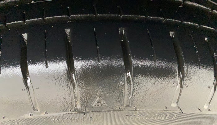 2018 Maruti Swift ZXI AMT, Petrol, Automatic, 5,251 km, Left Rear Tyre Tread