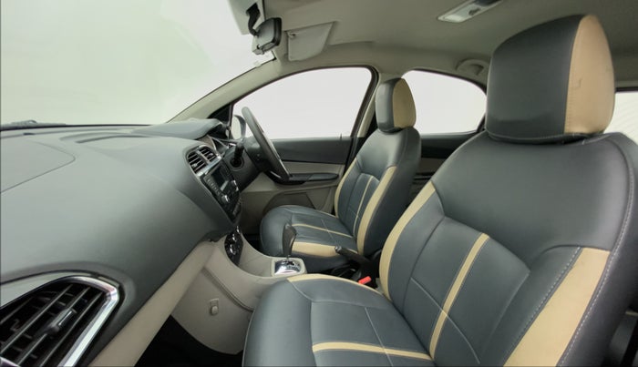 2017 Tata Tiago XZA 1.2 REVOTRON, Petrol, Automatic, 50,738 km, Right Side Front Door Cabin