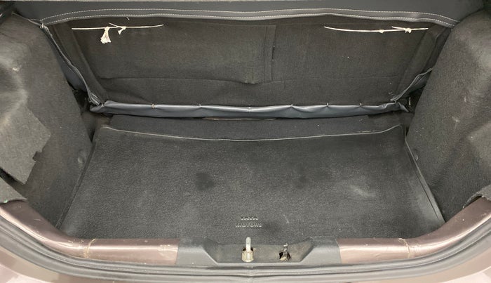 2017 Tata Tiago XZA 1.2 REVOTRON, Petrol, Automatic, 50,738 km, Boot Inside