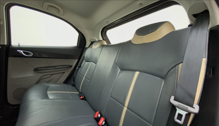 2017 Tata Tiago XZA 1.2 REVOTRON, Petrol, Automatic, 50,738 km, Right Side Rear Door Cabin