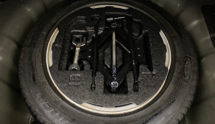 2014 Hyundai New Elantra 1.6 SX AT DIESEL, Diesel, Automatic, 1,02,277 km, Spare Tyre