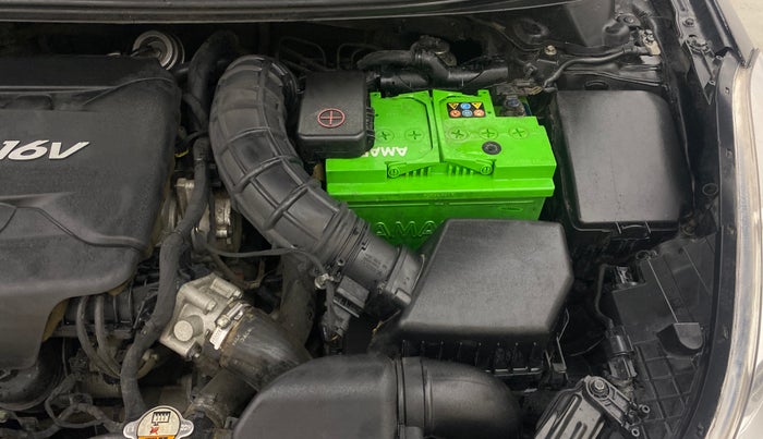 2014 Hyundai New Elantra 1.6 SX AT DIESEL, Diesel, Automatic, 1,02,277 km, Engine View - Left