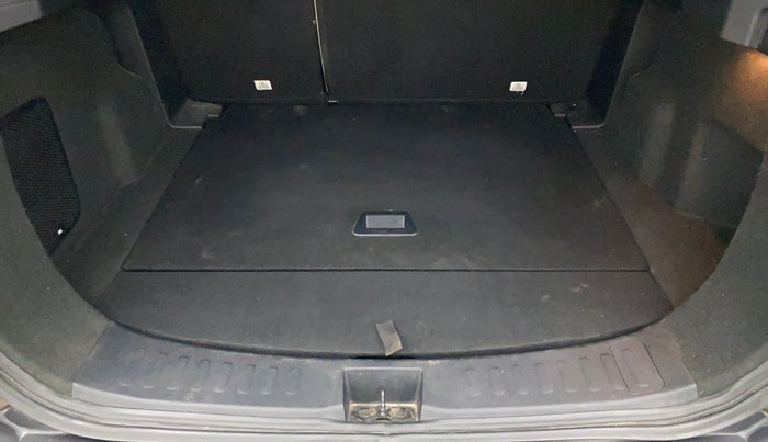 2022 Tata Harrier XZA PLUS JET 2.0L, Diesel, Automatic, 40,293 km, Boot Inside