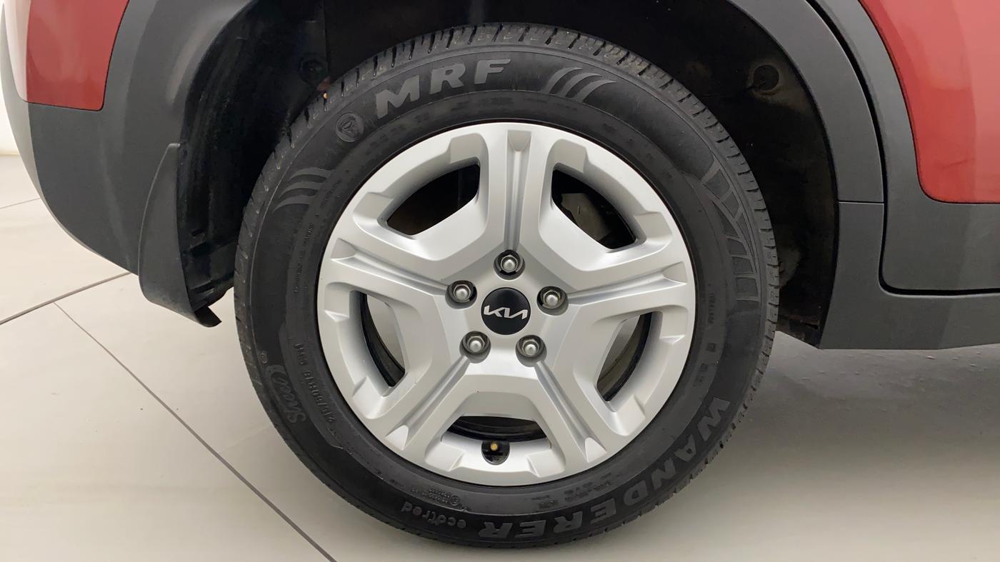 2023 KIA SONET HTK PLUS 1.0 IMT, Petrol, Manual, 9,922 km, Right Rear Wheel