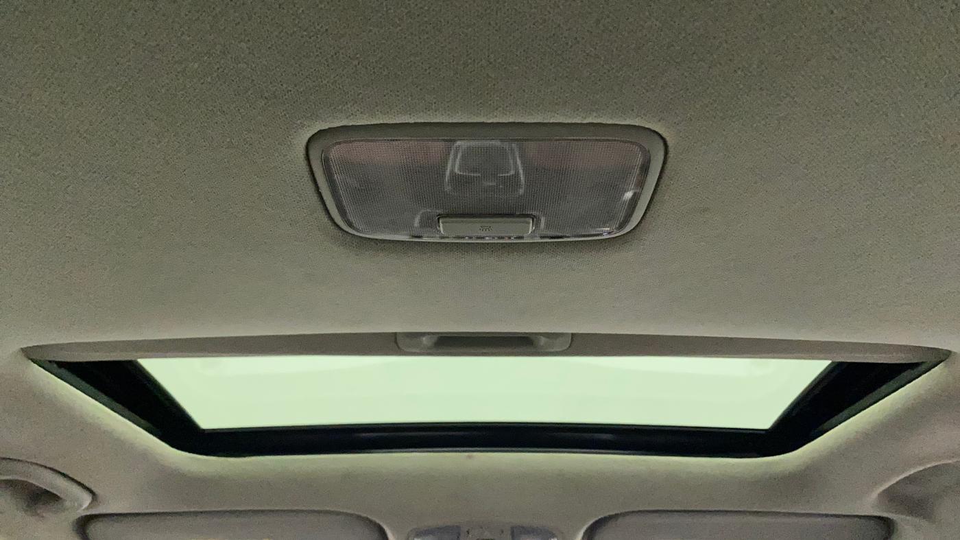2023 KIA SONET HTK PLUS 1.0 IMT, Petrol, Manual, 9,922 km, Moonroof/ Sunroof