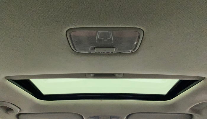 2023 KIA SONET HTK PLUS 1.0 IMT, Petrol, Manual, 9,922 km, Moonroof/ Sunroof