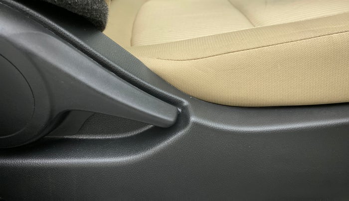2018 Honda Amaze 1.2 EMT I VTEC, Petrol, Manual, 12,375 km, Driver Side Adjustment Panel