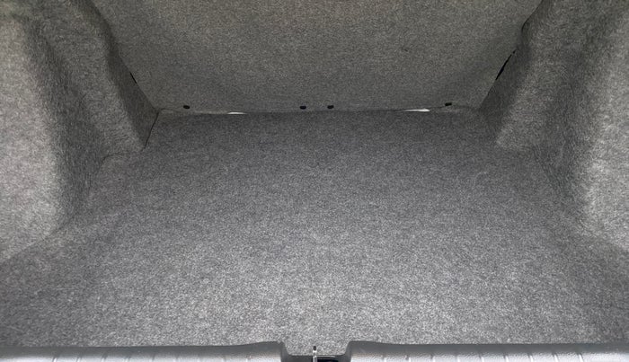 2018 Honda Amaze 1.2 EMT I VTEC, Petrol, Manual, 12,375 km, Boot Inside