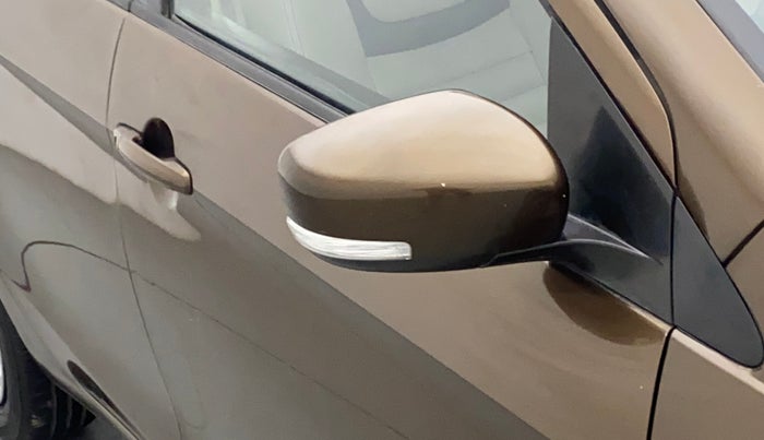 2017 Maruti Ciaz DELTA 1.4 MT PETROL, Petrol, Manual, 58,349 km, Right rear-view mirror - Mirror motor not working