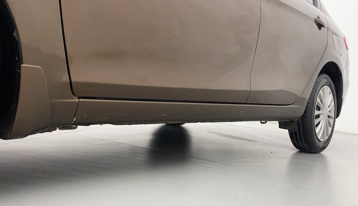 2017 Maruti Ciaz DELTA 1.4 MT PETROL, Petrol, Manual, 58,349 km, Left running board - Paint is slightly faded