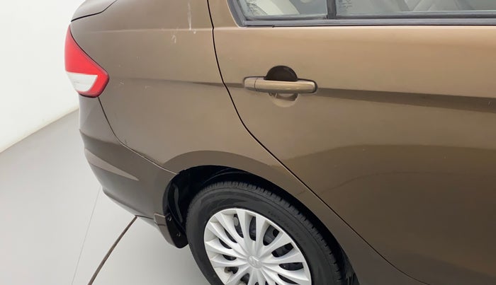 2017 Maruti Ciaz DELTA 1.4 MT PETROL, Petrol, Manual, 58,349 km, Right quarter panel - Minor scratches