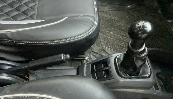 2017 Maruti Alto 800 LXI, Petrol, Manual, 1,13,818 km, Gear Lever