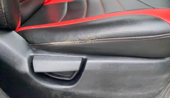 2019 Hyundai NEW SANTRO ERA EXECUTIVE, Petrol, Manual, 62,277 km, Driver Side Adjustment Panel