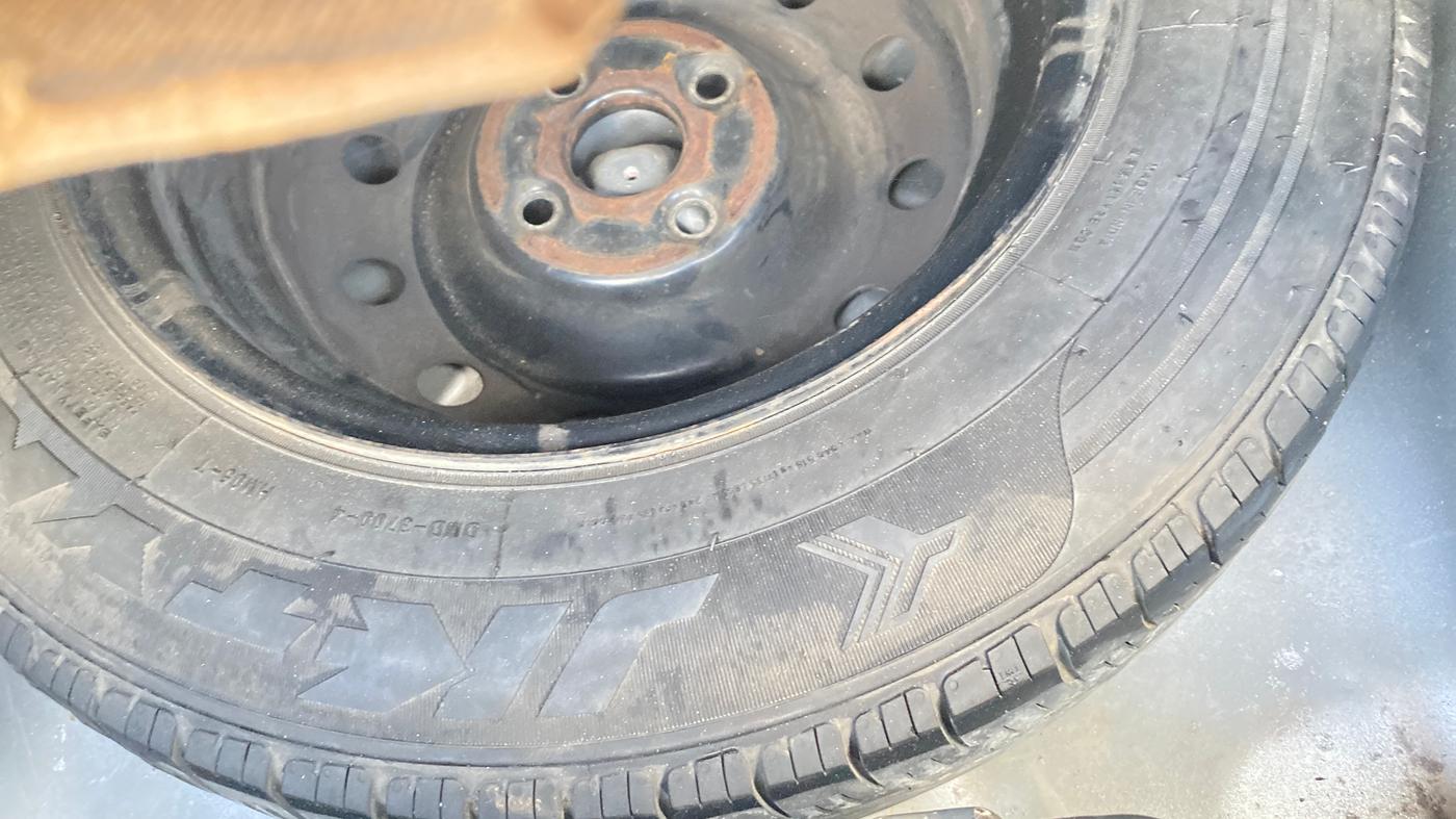 2022 Maruti Dzire VXI CNG, CNG, Manual, 92,558 km, Spare Tyre