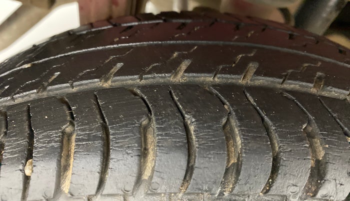 2018 Maruti Alto K10 VXI P, Petrol, Manual, 24,296 km, Right Rear Tyre Tread