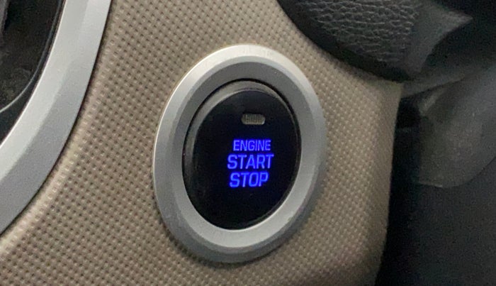 2016 Hyundai Creta SX PLUS 1.6 PETROL, Petrol, Manual, 73,582 km, Keyless Start/ Stop Button